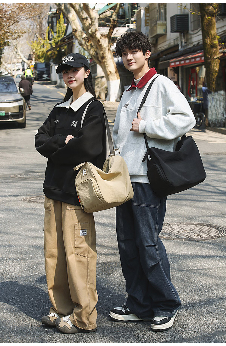 Unisex casual large-capacity crossbody bag, sporty casual student backpack, fashionable and versatile commuter single-shoulder bag undefined
