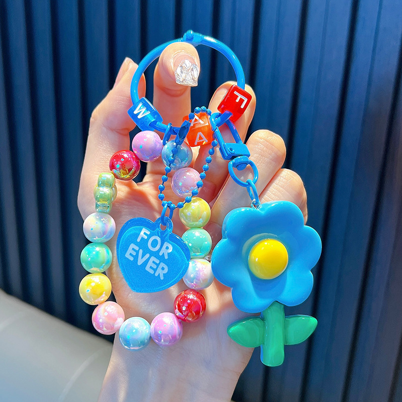 Cuentas de asiento osos colgantes de llaves de bolsos acrílicos exquisitos colgantes de llaves de automóvil colgantes pequeños regalos al por mayor