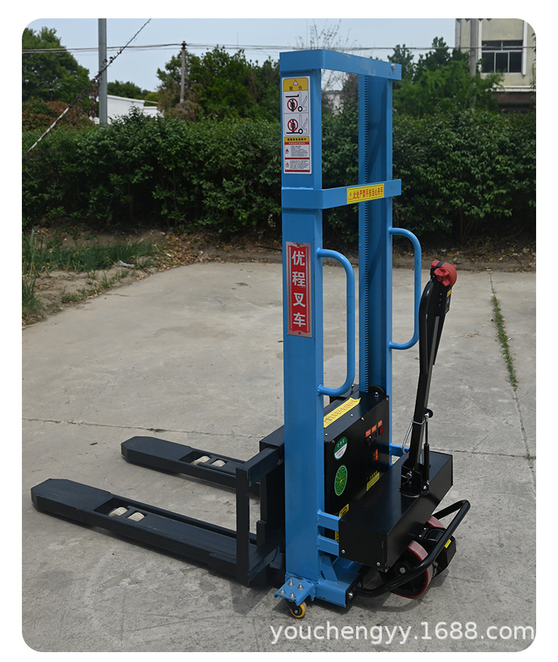 全电动随车叉车_18.jpg