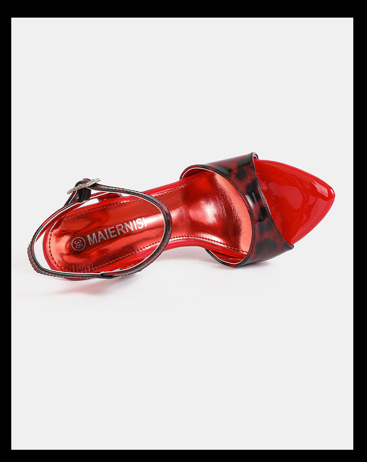 Dép sandal nữ quai ngang hở mũi gót nhọn cao trên 8 cm họa tiết da báo đế đỏ — màu mơ, màu đỏ, trắng chi tiết 28