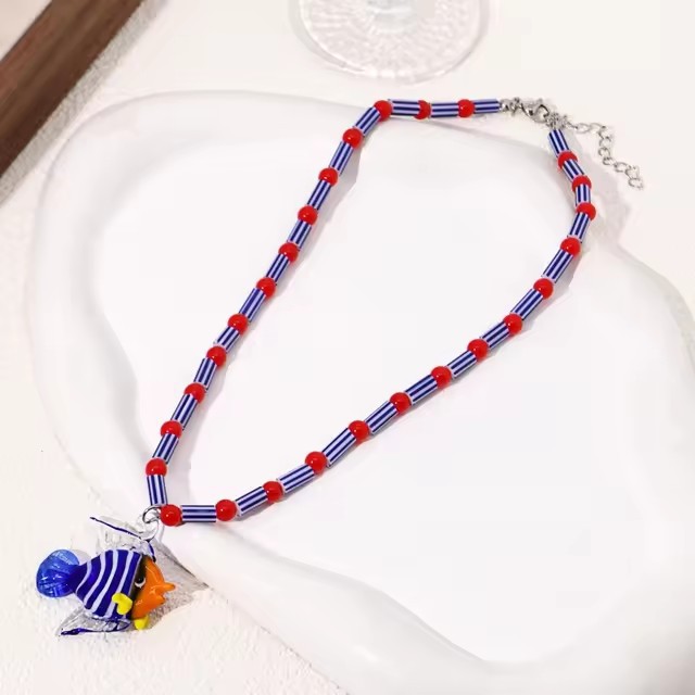 20g Weight Resin Pendant Material Pendant Necklace Classification Resin Chain Material Beaded Chain Chain Type 1 Piece Quantity Party, Street Occasion Resin Material Fish Pattern All Seasons Season Women's Gender Cartoon Style, Cute Style Cartoon Style Cute Fish Resin Beaded Chain Beaded Necklaces Wholesale 15