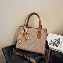 定制印logo手提包包女2025新款时尚宽肩带单肩包百搭斜跨包通勤包