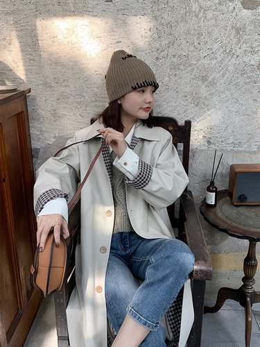 Windbreaker coat for women 2023 new spring and autumn mid-length small Korean checkered chic early spring coat