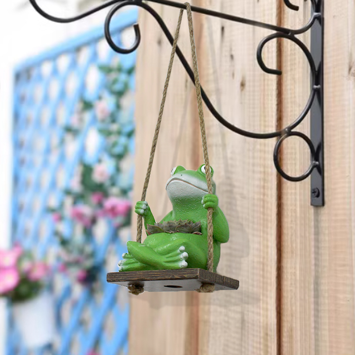 Cute simulation frog small flower pot wall-mounted resin home living room courtyard garden wall decoration small flower pot now