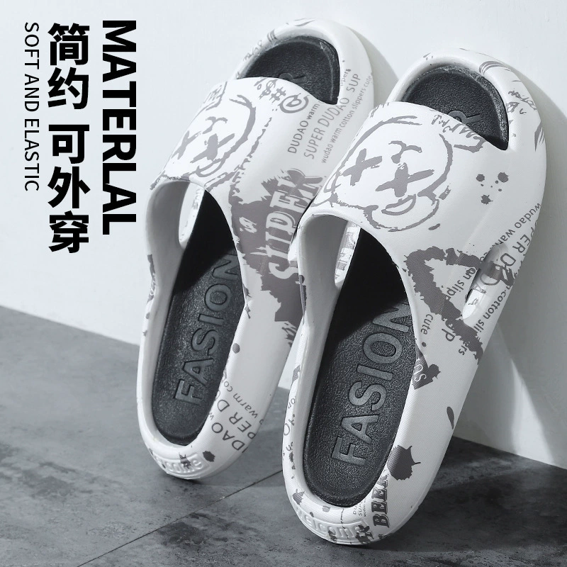 Мужские летние шлепанцы 2025 года для улицы, модный стиль Ins, для пляжа и дома, удобные уличные сандалии на толстой подошве для пар и мужчин.