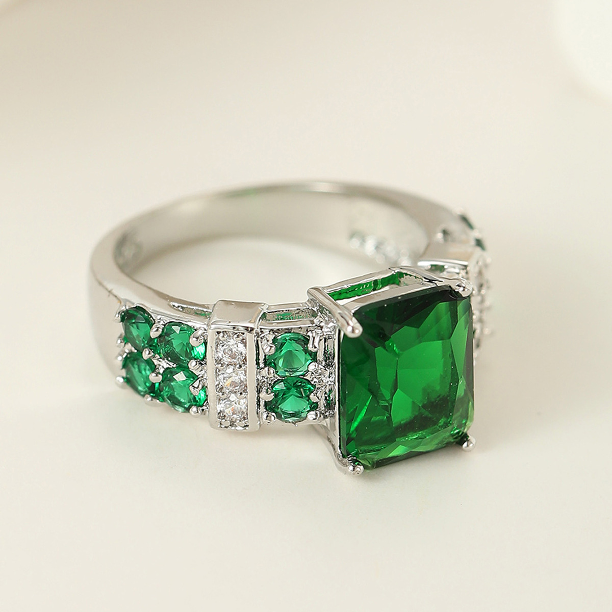 supply of popular jewelry copper inlaid zircon jewelry popular punk style men and women's colorful gold plated rings_ipsvogv.com