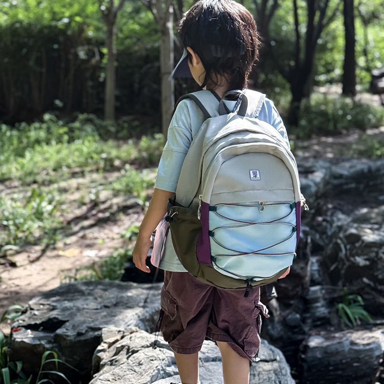 Bolsas para niños coreanos, nuevas mochilas para niños y niñas, mochilas de tendencia para estudiantes de jardín de infantes, mochilas ligeras.