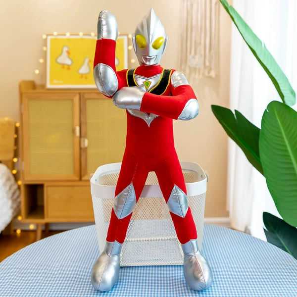 Red Ultraman Tiga