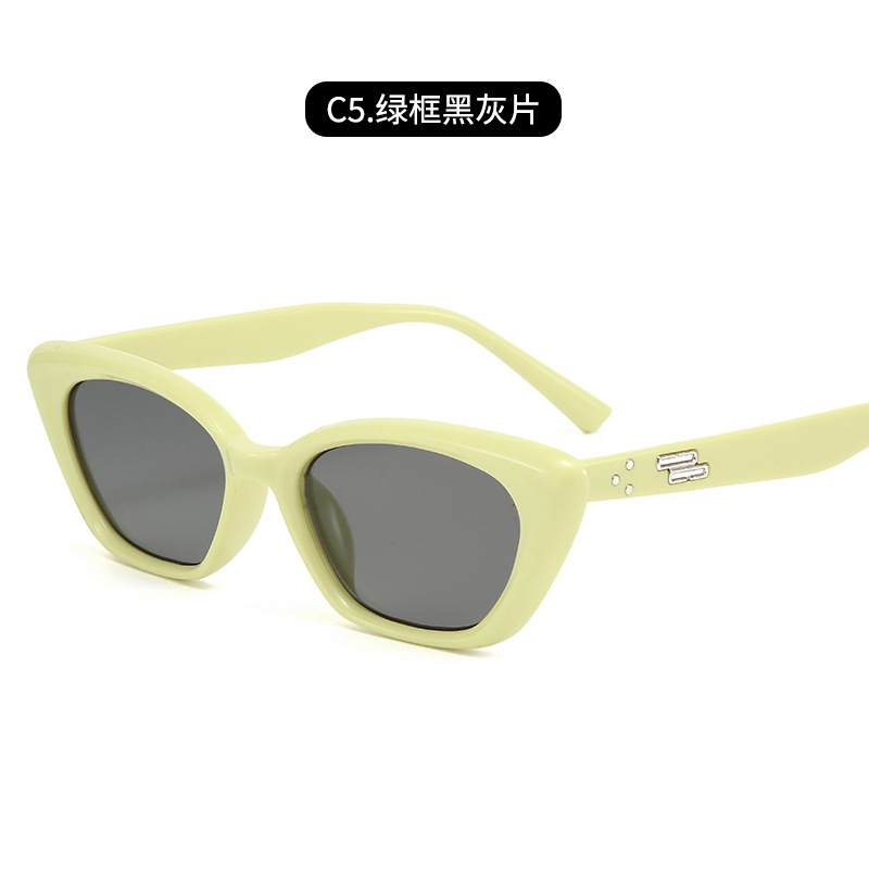 Estilo coreano GM cara pequeña gafas de sol de alta calidad a prueba de sol de verano celebridad de Internet cara redonda triángulo ojo de gato gafas de sol retro de moda de las mujeres image 12