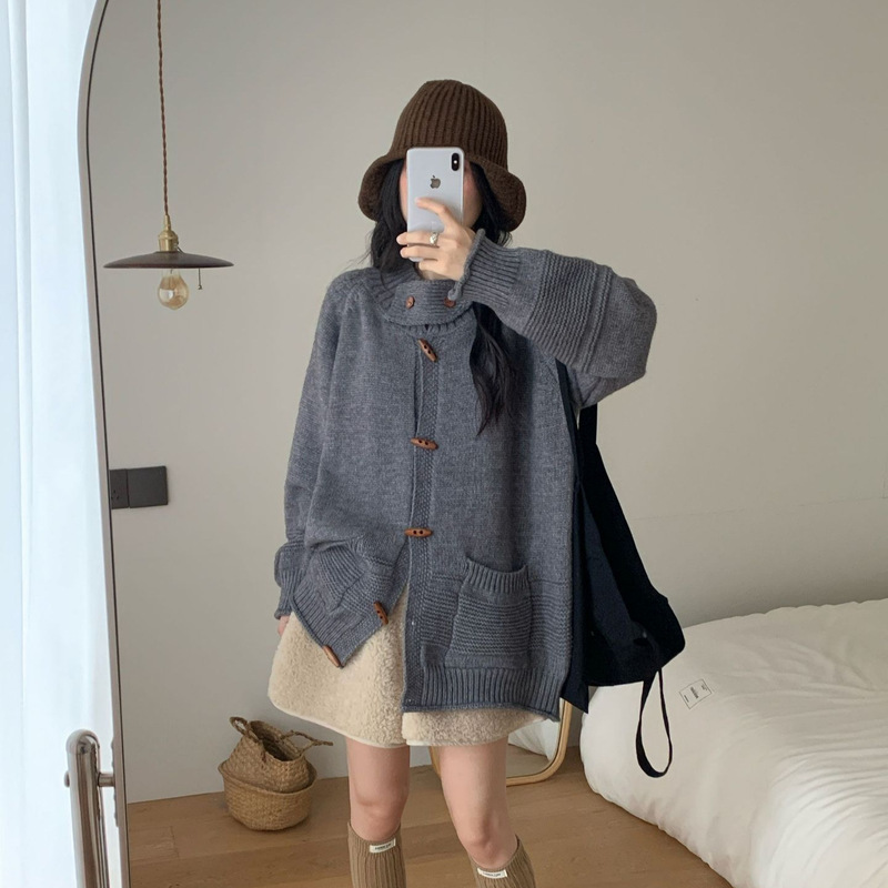 Red Sweater Cardigan with Small Stand Collar and Wooden Buttons, Loose and Lazy Style for Women, Autumn and Winter Season