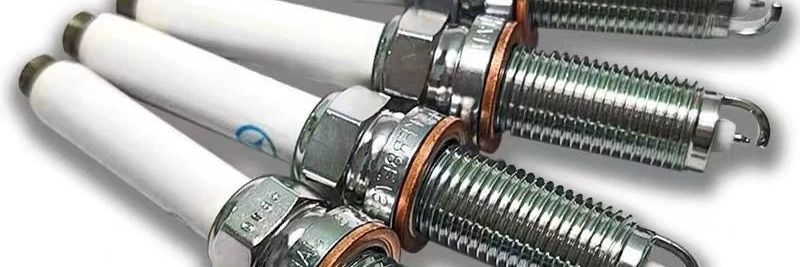 Original 260CLCLC300A200G spark plug 20CL special 300300 Mercedes-Benz LC0G00E0GCE220