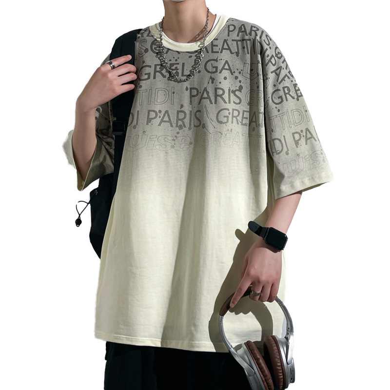 Hombre camiseta de manga corta Hong Kong vientos de tendencia camiseta de verano de cuello redondo camiseta de base casual suelta de cinco mangas para hombres