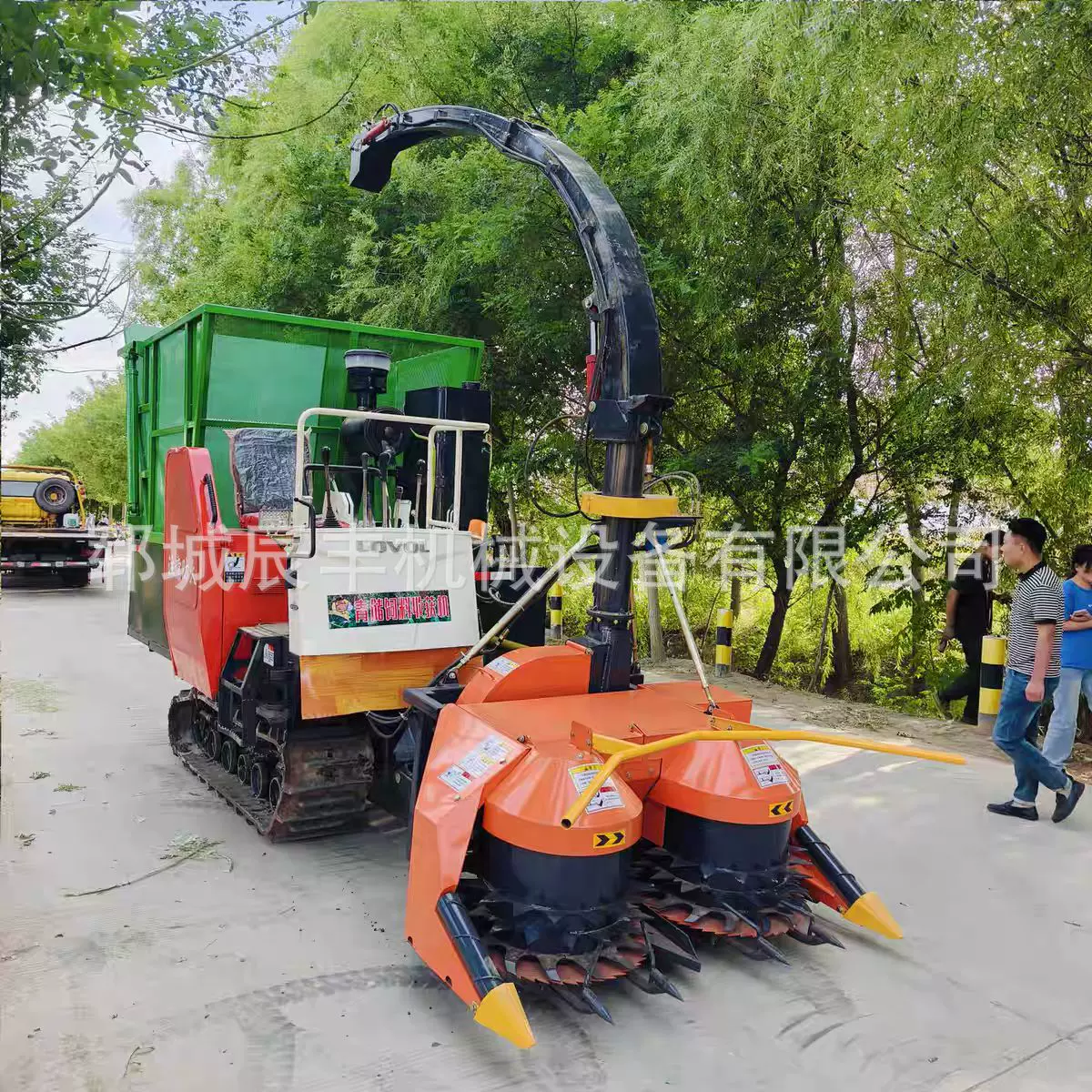辰丰工厂履带式青黄储回收机 圆盘牧草青储机 农作物秸秆收割机