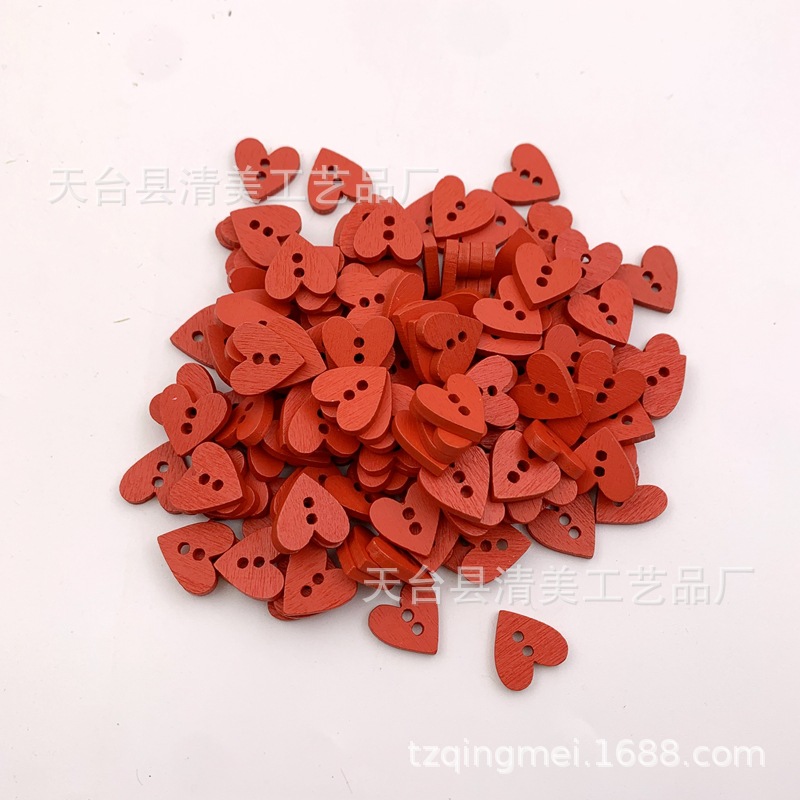 15*15mm amor botones de madera en forma de corazón doble agujero botones rojo melocotón corazón piezas de madera 150 piezas un paquete