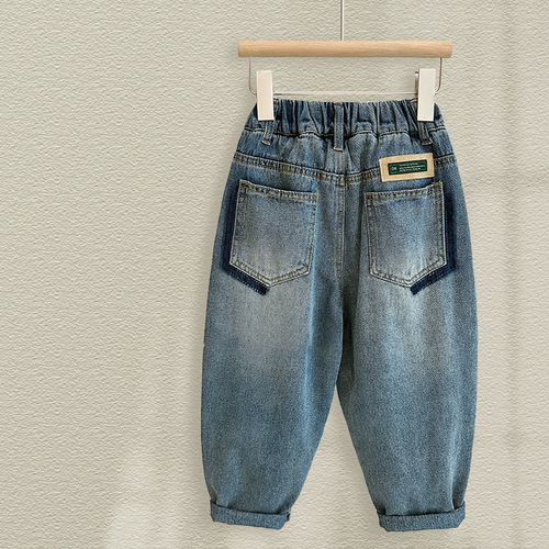 2024 Autumn Boys Light Blue Versatile Jeans Fashionable Gradient Color Autumn Trousers for Small and Medium-sized Children