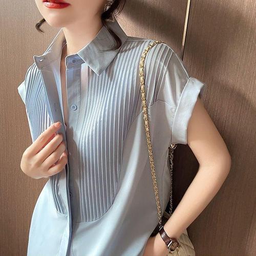 Short-sleeve white shirt for women: summer-style accordion-pleated, loose-fitting office wear with a chic, niche-design chiffon top featuring delicate flutter sleeves.