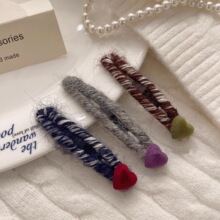 С����~�������ë����߅�AŮ���|���s��߅�A�����A�߼��аl�