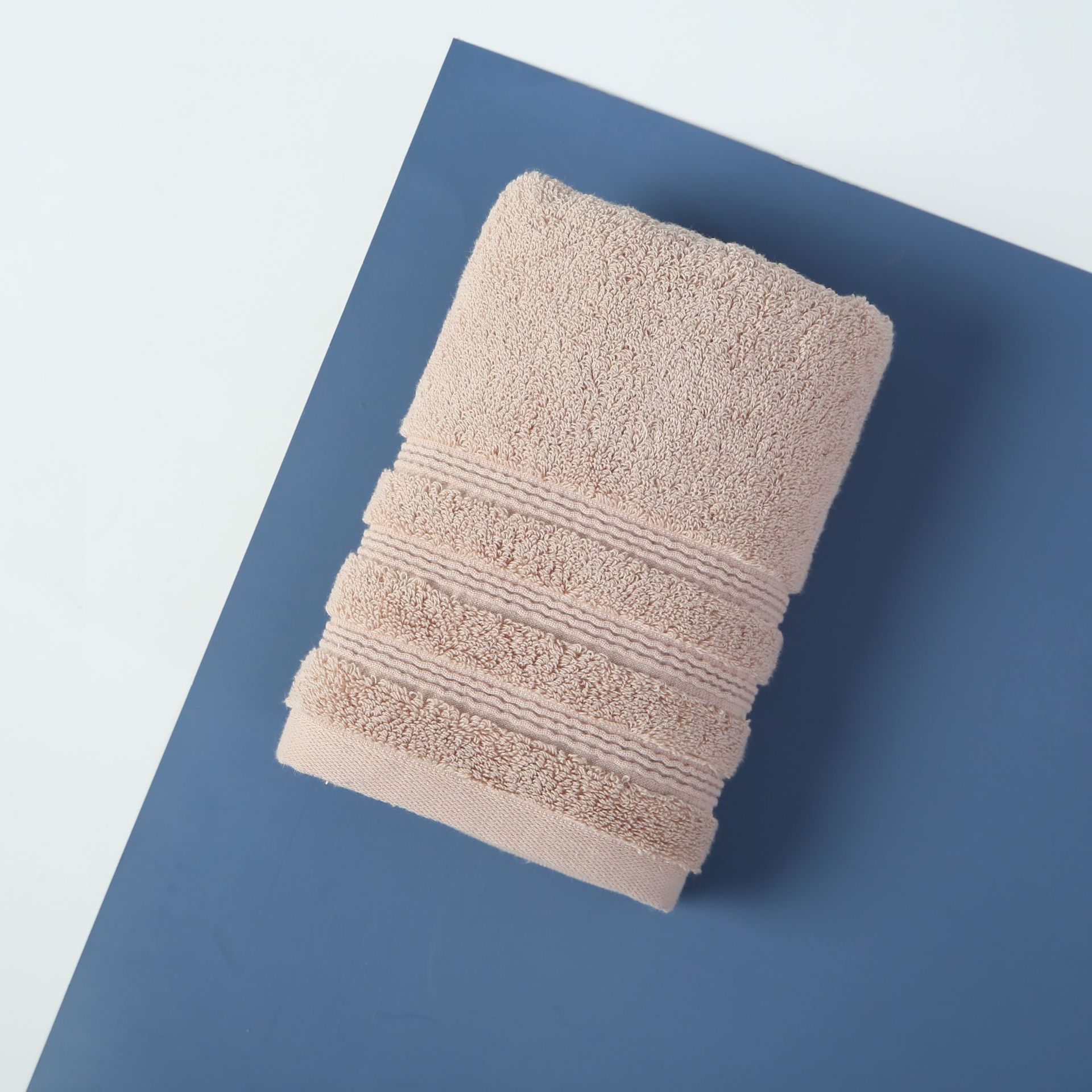 4060a46e3bf38b4c77a7f7f7ccf003