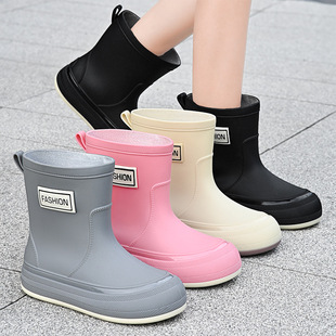 Cross-border fashion mid-barrel rain boots women's rubber shoes rain boots water shoes plastic water boots kitchen non-slip rain boots adult overshoes