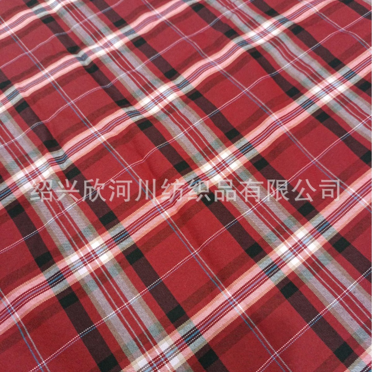 现货供应精品 校服格子面料 校服格裙面料 女装格裙面料