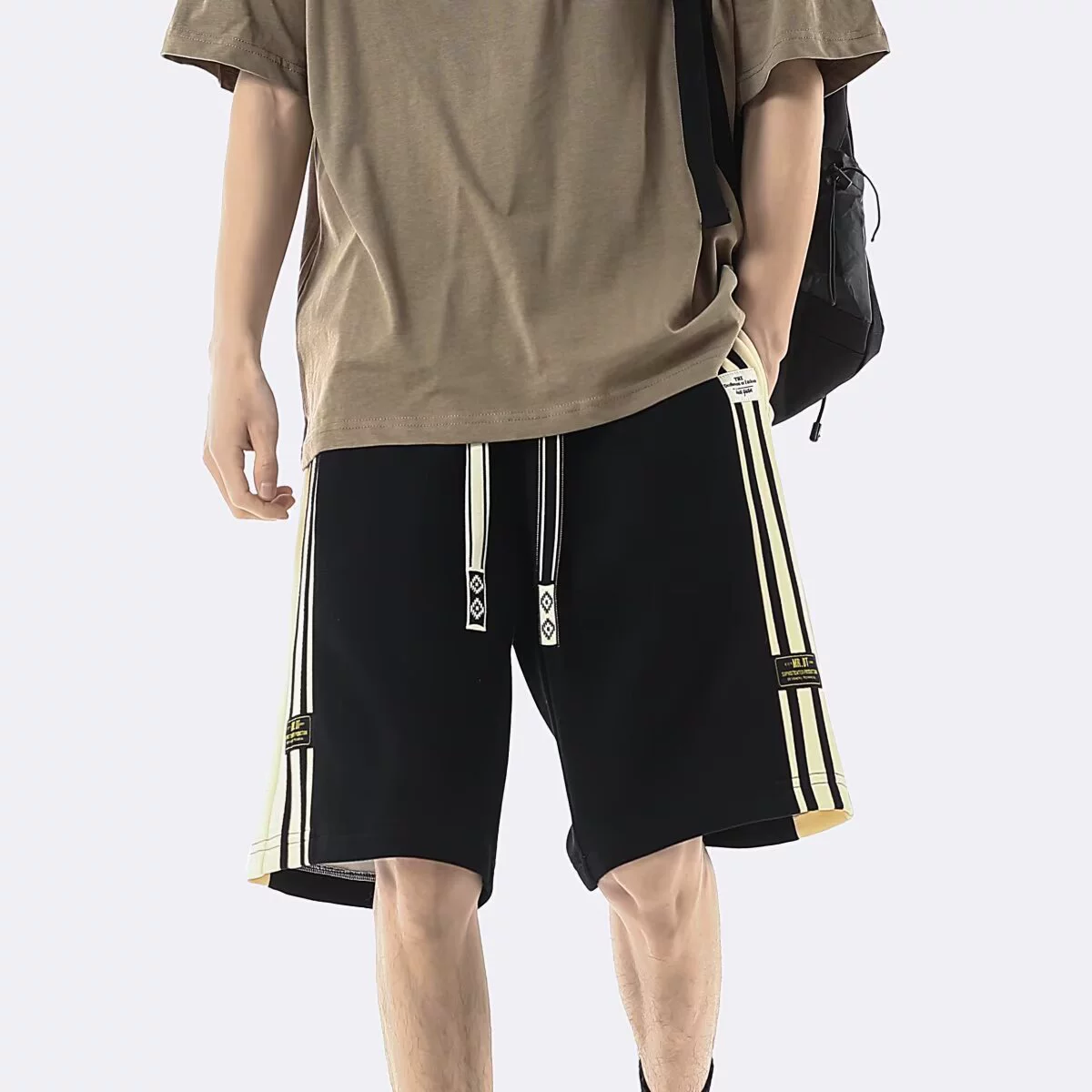 Мужские летние спортивные шорты в американском стиле, контрастная полоска, модный бренд, тонкие, свободные, повседневные, пятикарманные, лето 2025