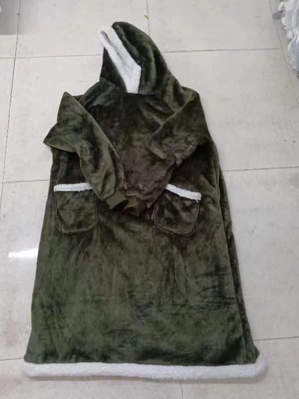 Men's Christmas pajamas nightgown women's nightgown flannel extended vertical pocket t lazy blanket cover thick cold protection warm_voghion.com