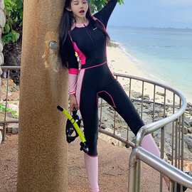 女士连体潜水服防晒长袖泳衣一体式运动冲浪保守2024新款度假泳装