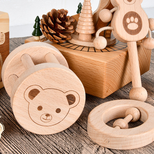 Newborn baby toys 100-day wooden gift box for full-month baby comfort bear hand rattle for teeth grinding and chewing