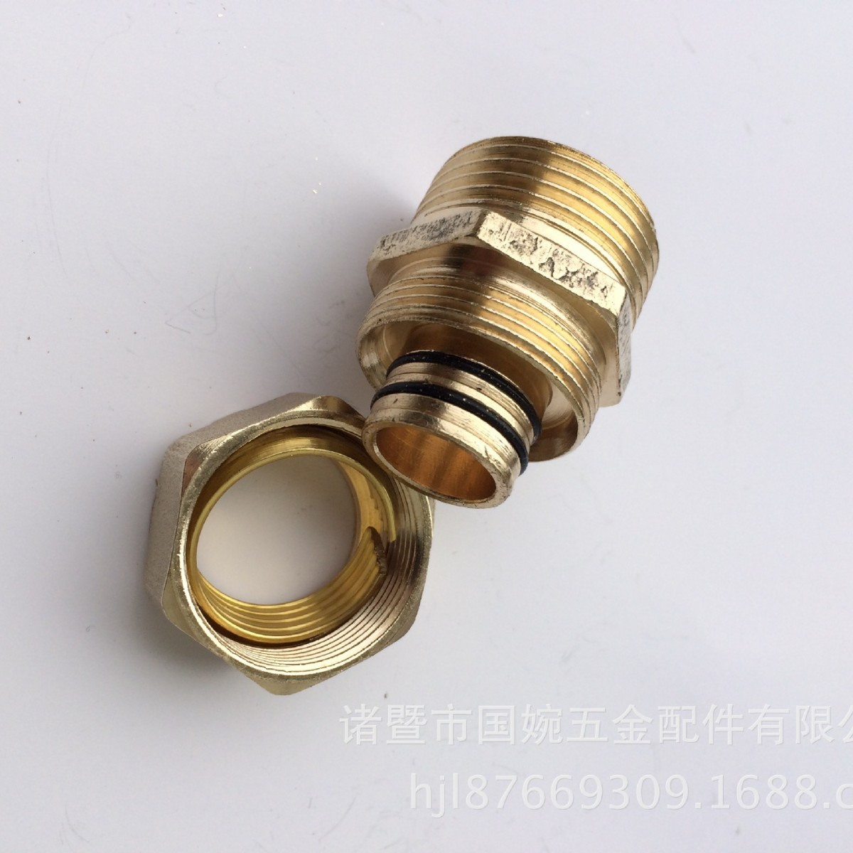 国巨品牌厂家直销 25*1M外丝直接 卡套式铜管件 铝塑管铜接头