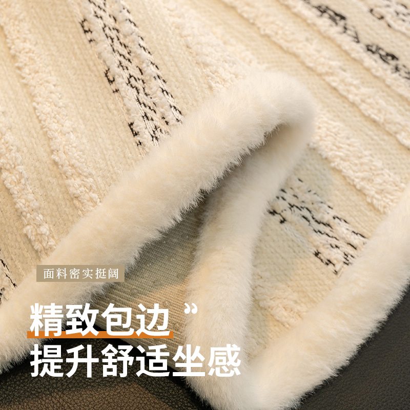 Sofá de alta sensación cojín de otoño y invierno 2025 nuevo tipo de línea recta de una sola pieza antideslizante cojín de forma especial cuatro estaciones tela universal