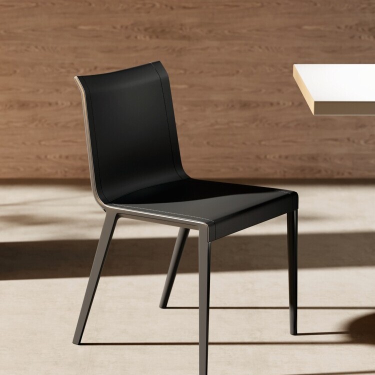 Foshan Wholesale Charlotte Saddle Leather Minimalist Stool, Genuine Leather Designer Italian Dining Chair, Vintage Style Dining Chair Foshan Wholesale Charlotte Saddle Leather Minimalist Stool, Genuine Leather Designer Italian Dining Chair, Vintage Style Dining Chair