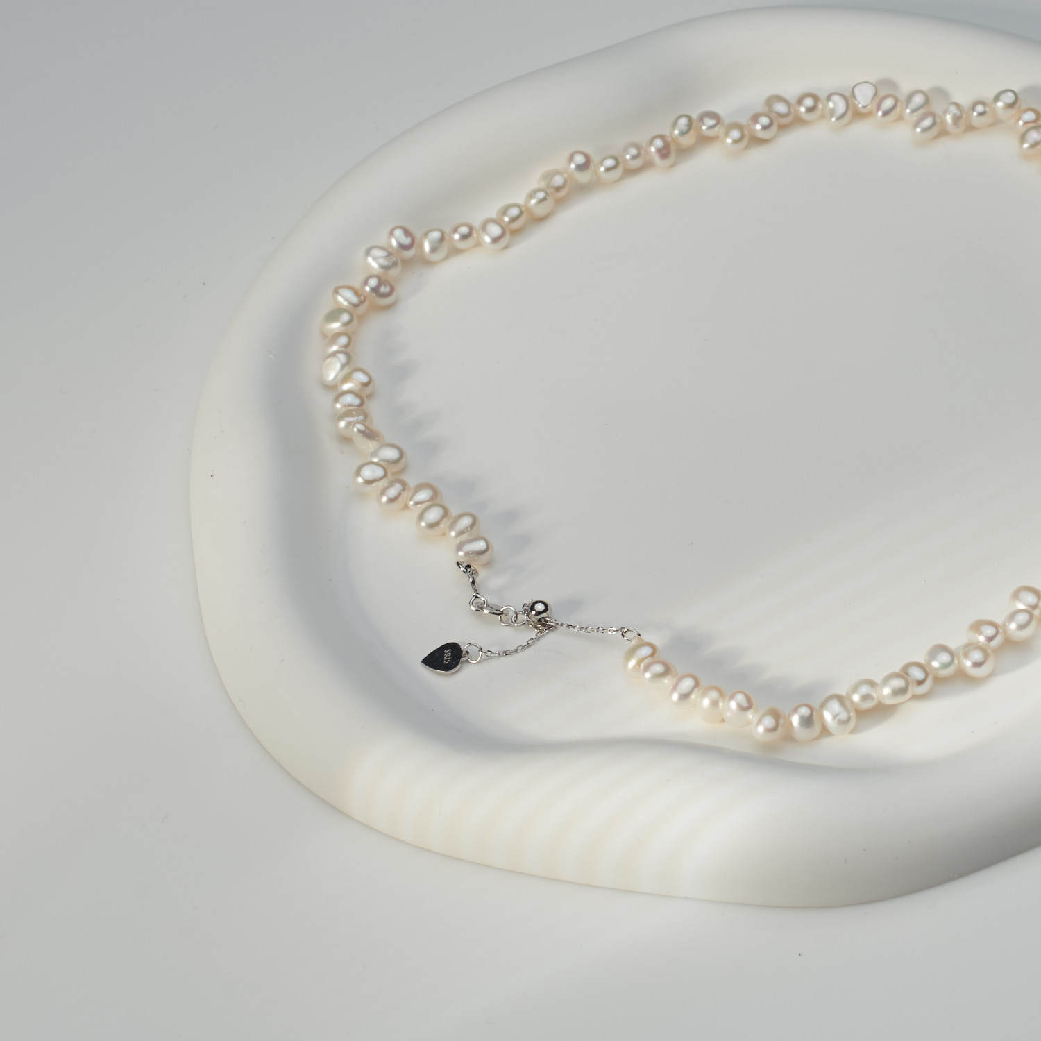 三七孔天然淡水珍珠项链 时尚个性异型两面光巴洛克小珍珠锁骨链