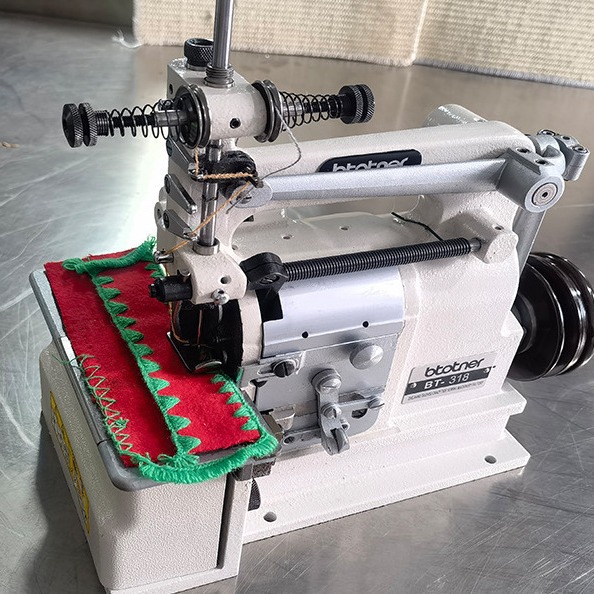 Máquina de concha Zapatos, sombreros, abrigos, toallas, guantes, máquina de coser con ribete en forma de concha especial, máquina de coser con ribete de patrón de concha