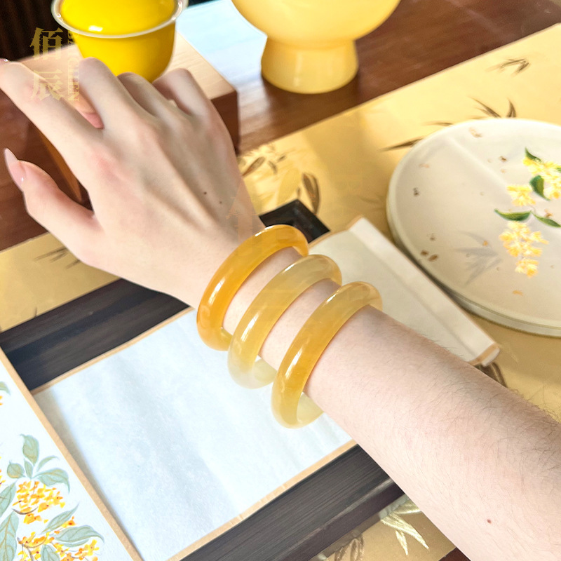 제조업체 도매 옥대용품 얼음 황룡 옥팔찌 반산 반물 오스만투스 양조 새로운 중국식 황옥팔찌