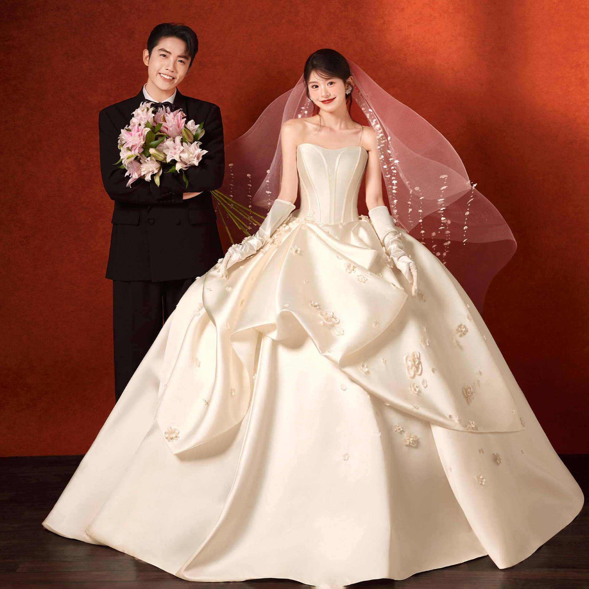 New Couple Indoor Theme Clothing Tube Top Satin Tail Flower Photo Studio Photography Travel Photography Wedding Photo Dress