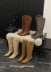 European and American Retro Chic Style Cool Pointed-Toe Chunky-Heel Long Equestrian Boots with Rivets, Thick Tube, Mid-Calf Height, Women's Boots