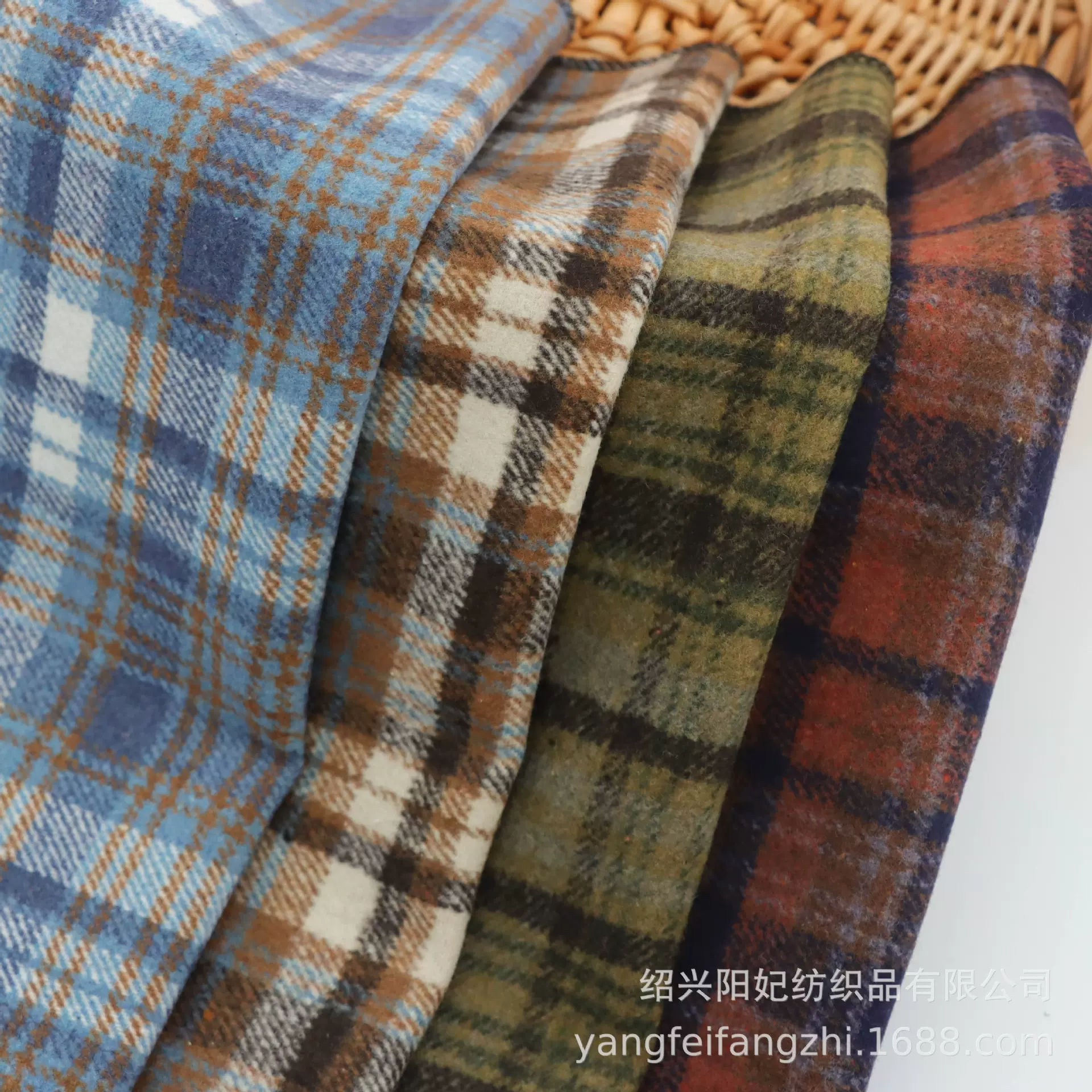 色织粗纺毛呢麦呢格磨毛布料 秋冬款鞋帽外套箱包面料 现货批发
