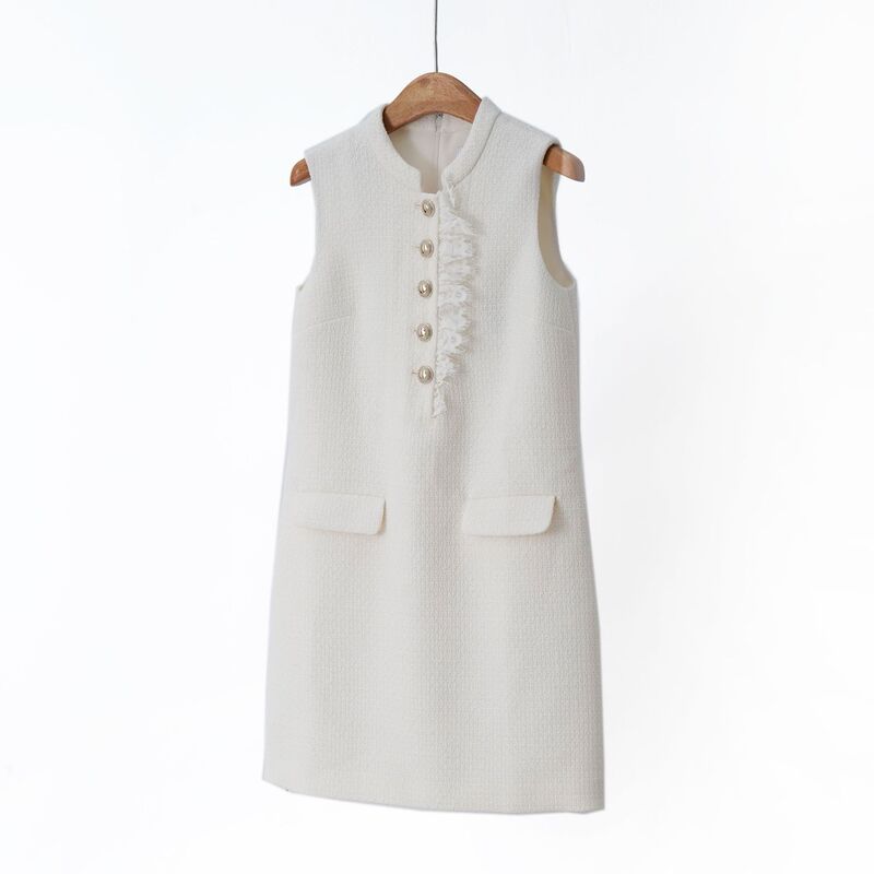 Goods from the Same Source! S*P 2026 Spring/Summer New Ivory White Tweed Sleeveless Dress with Lace Collar in a Chanel Style
