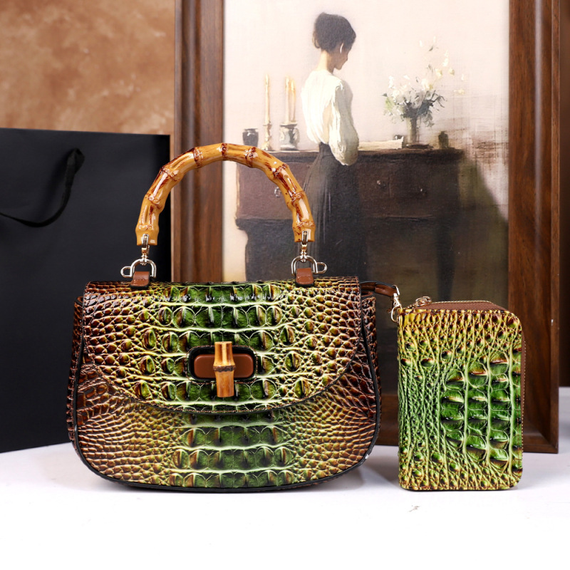 2025 New Crocodile Leather Mother-In-Law Bag, Fashionable New Women's Bamboo Shoulder Crossbody Bag, Trendyy Versatile Handbag 2025 New Crocodile Leather Mother-In-Law Bag, Fashionable New Women's Bamboo Shoulder Crossbody Bag, Trendyy Versatile Handbag