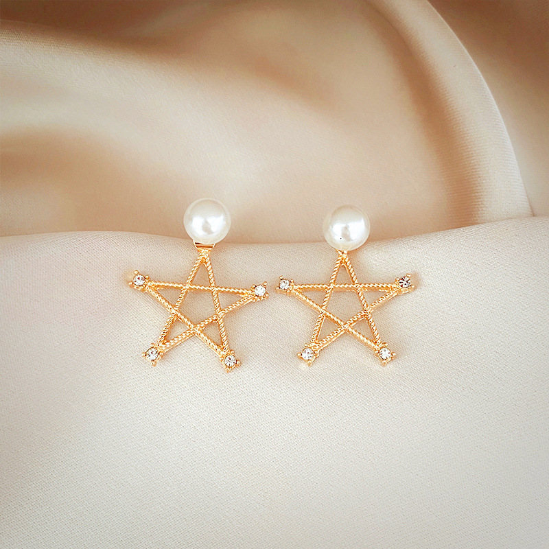 Pendientes de perlas, pendientes de estilo caliente, lujo ligero, pendientes simples de celebridades de Internet, accesorios de Yiwu, venta al por mayor