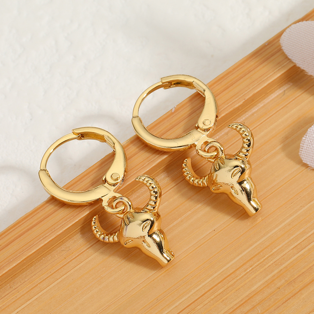 Hip-hop Bull Head Copper Gold Plated Earrings 1 Pair display picture 5