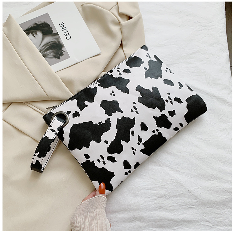 159g Weight Zipper Closure Type / Strap Type Clutch Bag Bags Type Casual, Daily Occasion Pu Leather Material Cows, Zebra, Leopard Pattern All Seasons Season Women's Gender Vintage Style, Classic Style Style Square Shape Small Size Women's Small Pu Leather Cows Zebra Leopard Vintage Style Classic Style Square Zipper Clutch Bag 7