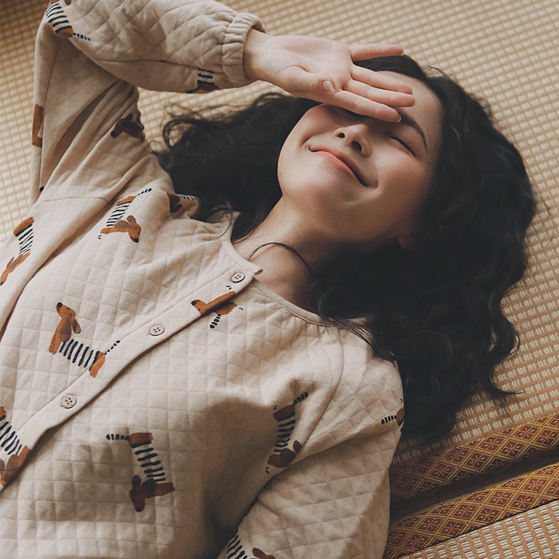 珍贵79-卡通睡衣女秋冬季空气层夹棉加厚可外穿超大码家居服套装