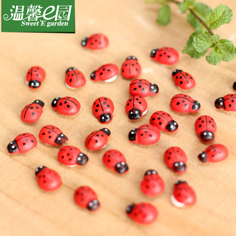 Miniature Landscape Solid Wood Insect Figurines DIY Decoration Accessories Gardening Ornaments Small Decorations