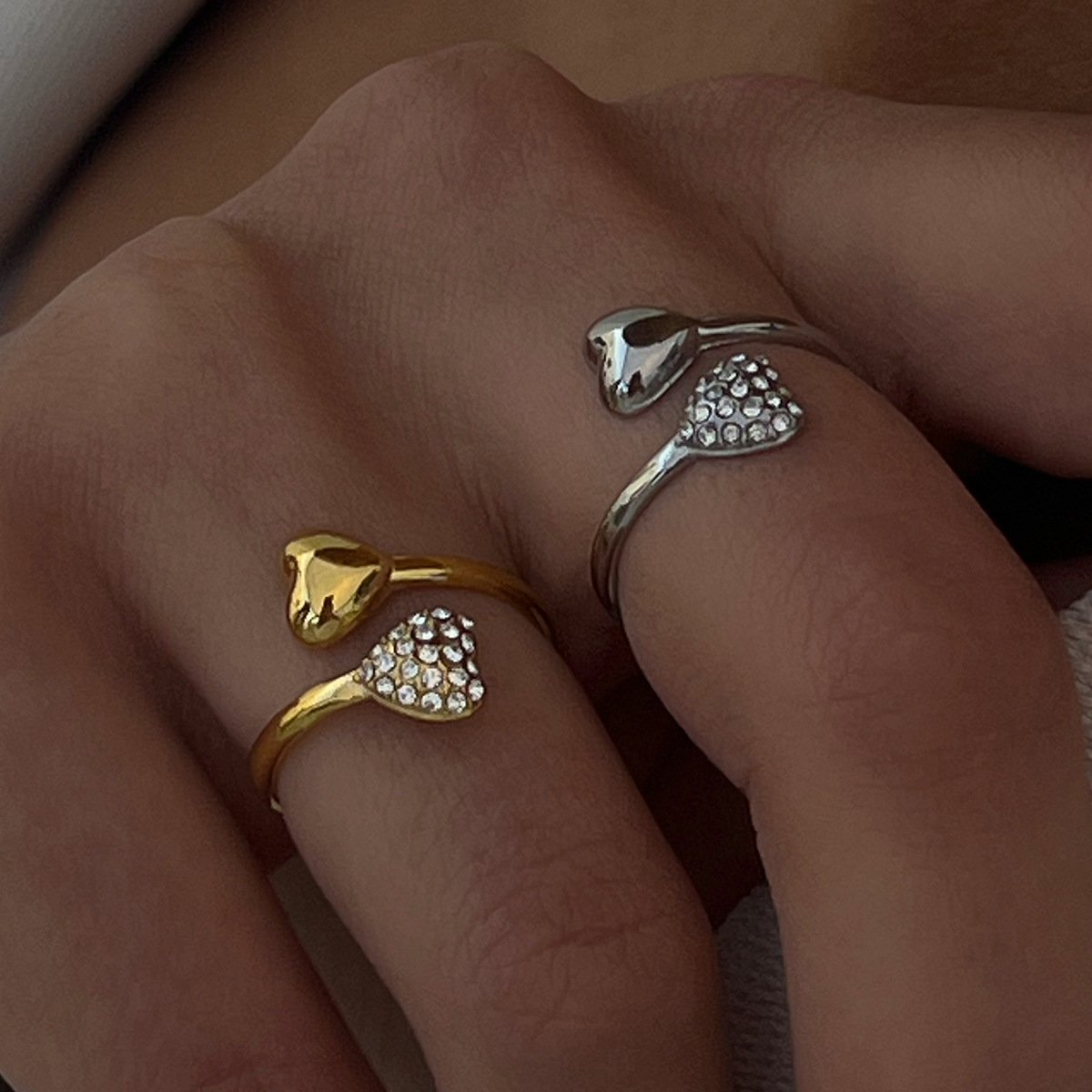 Jieding Europa y América Anillo abierto de diamantes de acero inoxidable de oro de 18k Anillo de sentido avanzado Joyas de mano de acero de titanio Rings transfronterizos