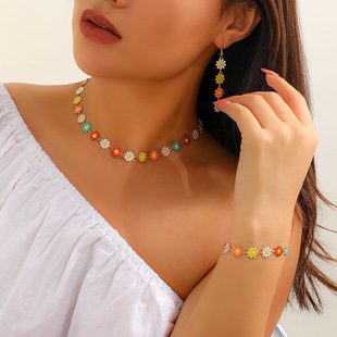�W���羳��Ʒ�r��С�r���i����Ů���������ׁ��L�ջ����h���