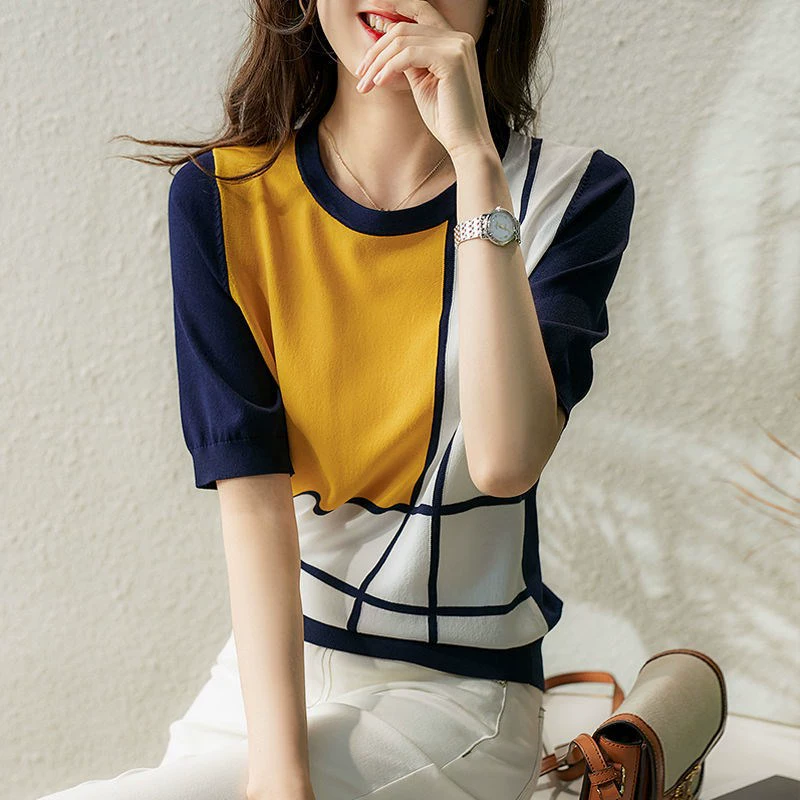 Женская Трикотажная футболка с короткими рукавами из ледяного шелка, лето 2024, НОВАЯ тонкая свободная Облегающая рубашка в Корейском стиле в тон