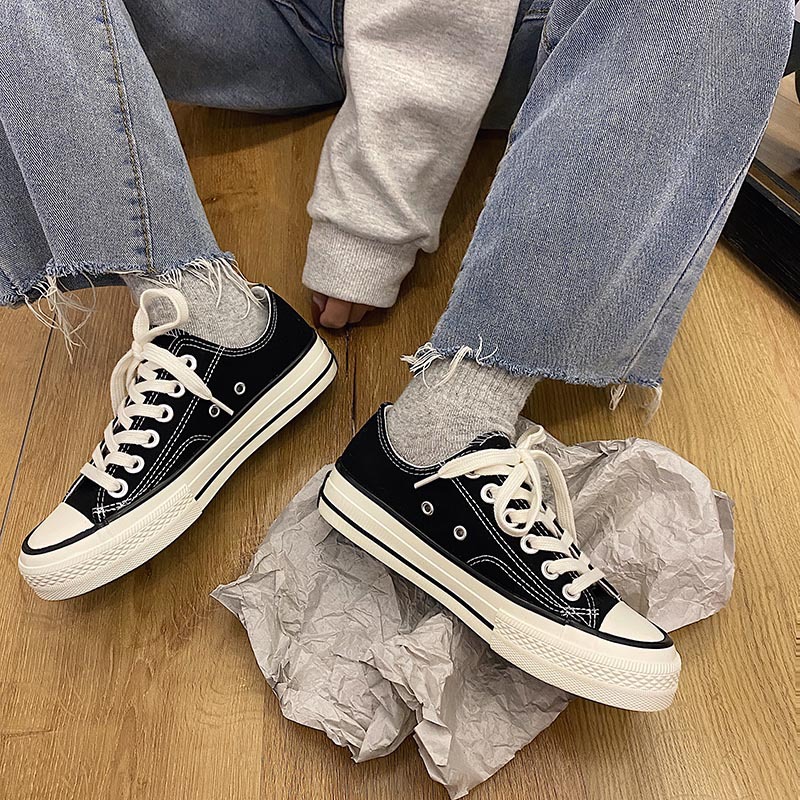 2024 canvas women's spring new low top student white board 1970s versatile casual shoes trend_voghion.com