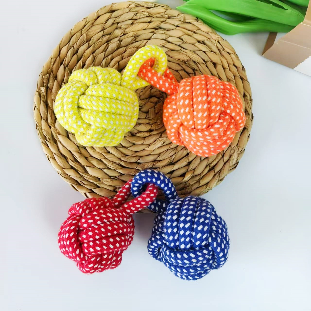 Đường kính 6cm dài 18cm (màu tóc ngẫu nhiên)