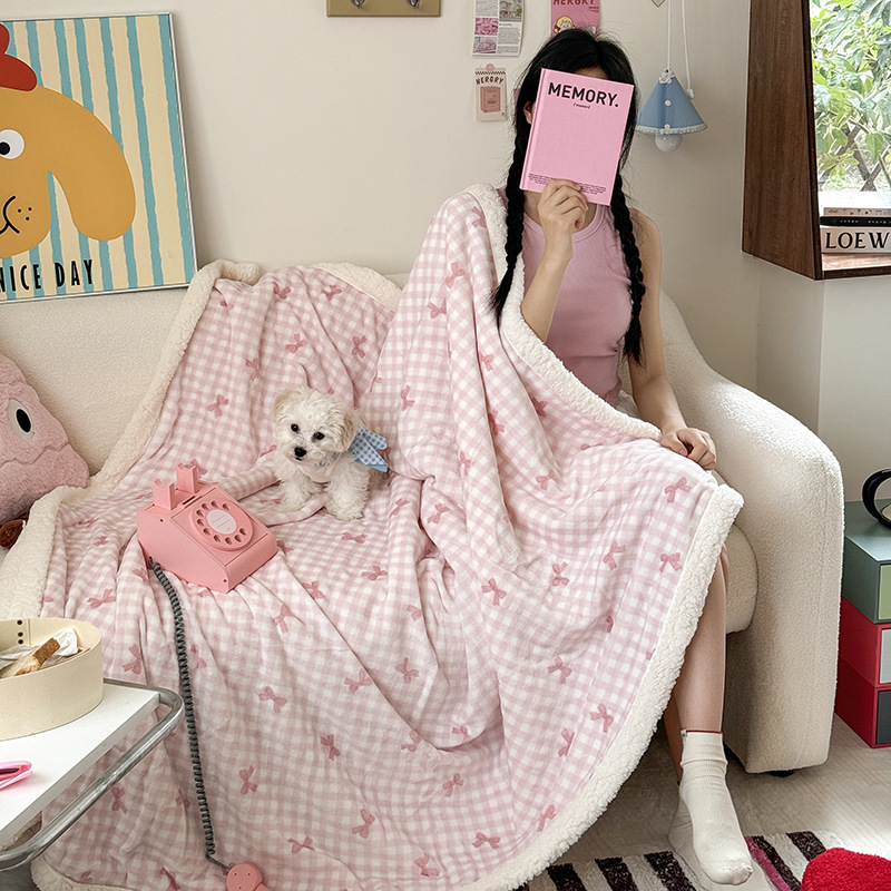 Autumn and Winter Milk Velvet Blanket, Lamb's Wool Blanket, Quilt Cover, Sofa Blanket, Shawl Blanket, Dormitory Nap Blanket, Air Conditioning Blanket